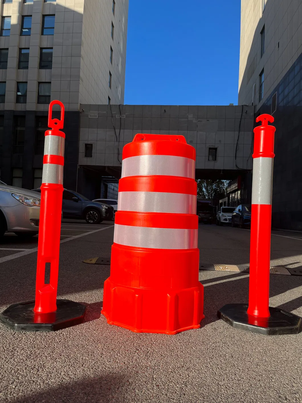 ROADSAFE Gorąca sprzedaż PE Traffic Drum Crash Barrels Bezpieczeństwo drogowe Odblaskowa beczka ostrzegawcza 1