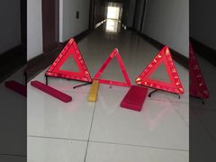 Ostrzeżenie trójkątne